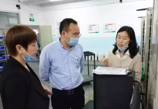 陪同甘肅瓜州政府領(lǐng)導(dǎo)考察新能源鋰電池全國布點(diǎn)投資選址項(xiàng)目,達(dá)成進(jìn)一步合作意向 陪同甘肅瓜州政府領(lǐng)導(dǎo)考察新能源鋰電池全國布點(diǎn)投資選址項(xiàng)目,達(dá)成進(jìn)一步合作意向