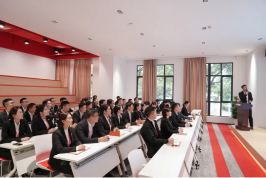 再創(chuàng)歷史新高！10月中旬，集團(tuán)成功通過(guò)49個(gè)優(yōu)質(zhì)投資選址項(xiàng)目