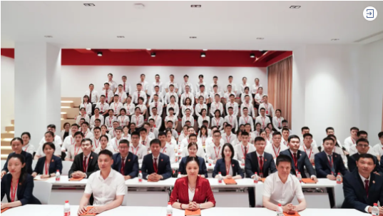 三地齊亮相，拼干勁，創(chuàng)戰(zhàn)績！集團成功舉行9月份委托招商引資經(jīng)營服務分析暨“大干100天”動員誓師大會