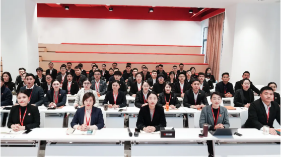 項目量質(zhì)攀新高，掀起“大干100天”競賽高潮！12月上旬，集團成功通過49個優(yōu)質(zhì)投資選址項目
