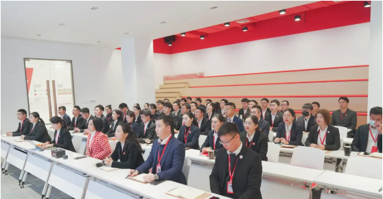節(jié)前項(xiàng)目再發(fā)力，爭(zhēng)分奪秒搶先機(jī)！12月下旬，集團(tuán)成功通過(guò)41個(gè)優(yōu)質(zhì)投資選址項(xiàng)目