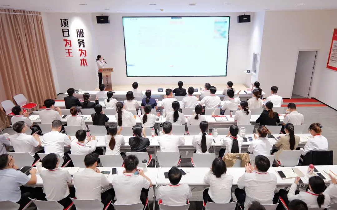 抓好項目開發(fā)先手棋，夯實項目落地硬支撐！9月上旬，集團共33個優(yōu)質投資選址項目通過評估