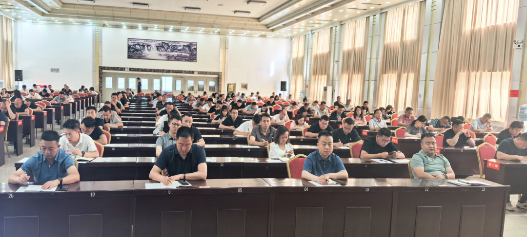 規(guī)模超200人！上海東方龍商務(wù)集團(tuán)應(yīng)邀為甘肅慶陽(yáng)慶城縣做專業(yè)招商實(shí)戰(zhàn)培訓(xùn)